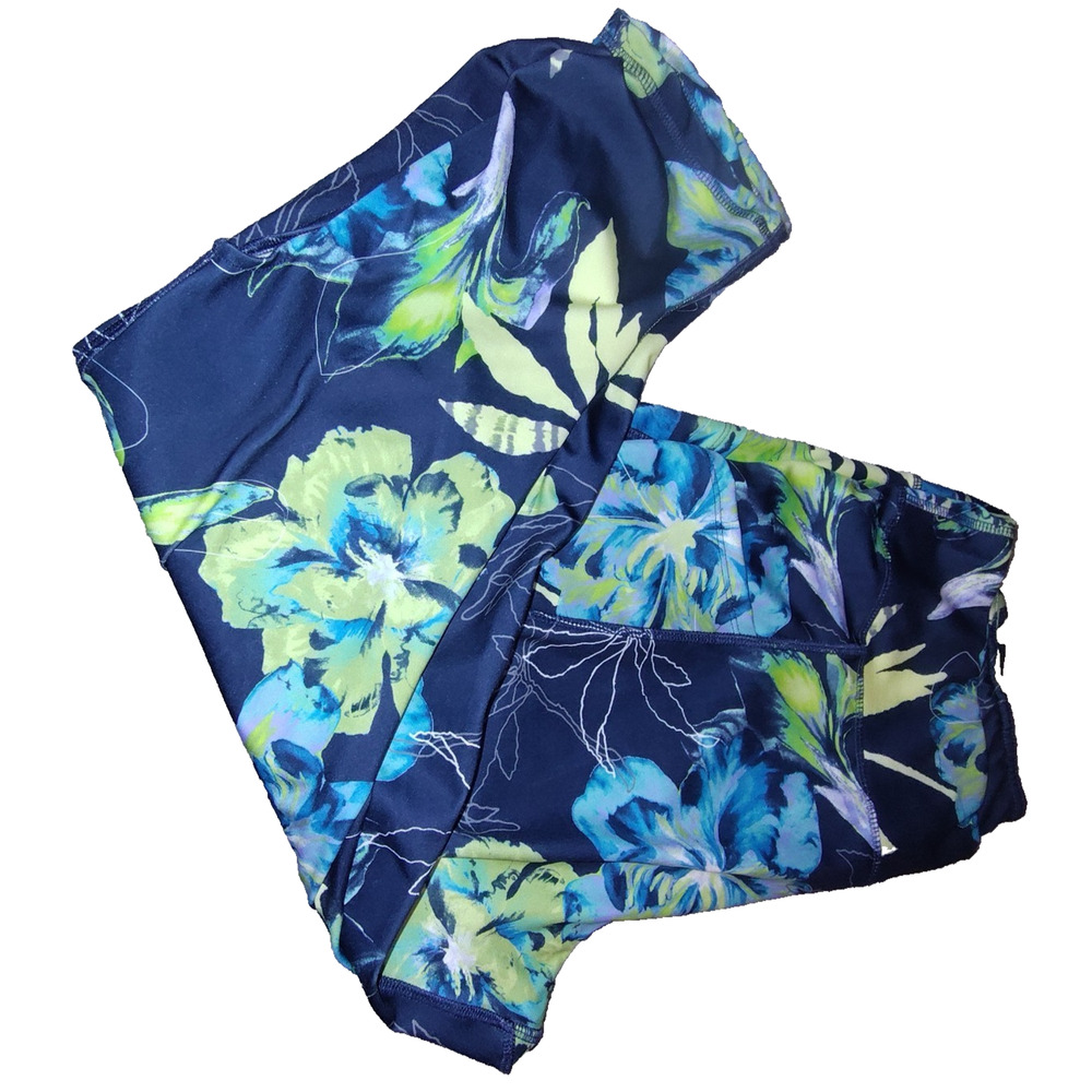 Live Well Women's Blue Active Floral Summerwear Shorts Size XL BG15